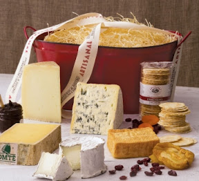 holidayCollection Holiday Entertaining with Cheese and Wine