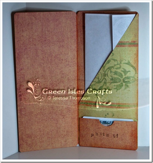 Travel-Wallet-Inside-Loaded
