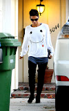 Halle Berry - Vampire Love baggy beach jumper