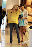 Lindsay Lohan - Vampire Love baggy beach jumper