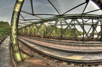 DSC07466_7_8_tonemapped.jpg