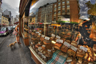 DSC07976_7_8_tonemapped.jpg