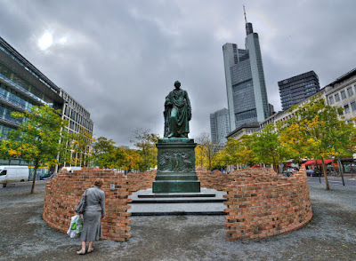 DSC03260_1_2_tonemapped.jpg