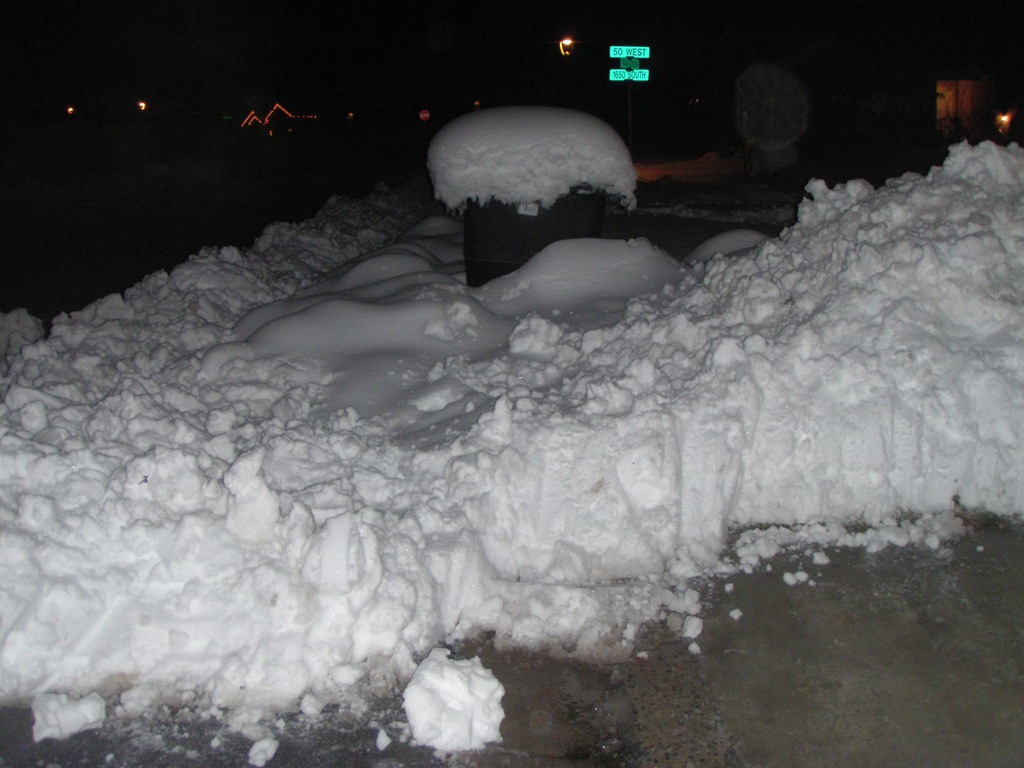 [Snow storm 2010 202[2].jpg]