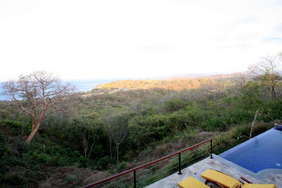 Infinity pool and view to the ocean &ndash; 19-Feb-2010