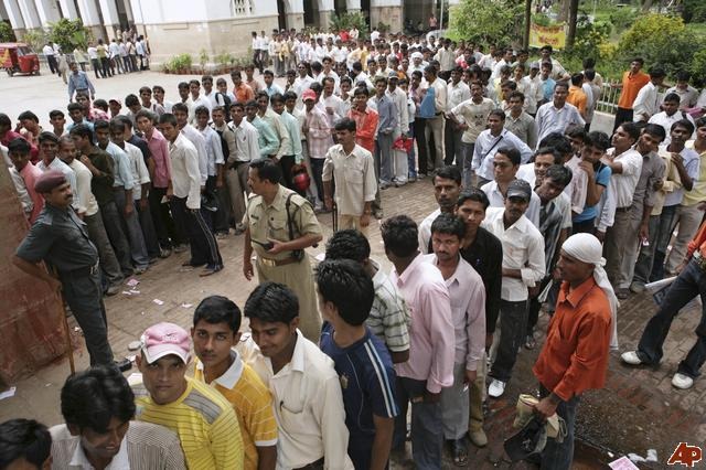 [india-employment[2].jpg]