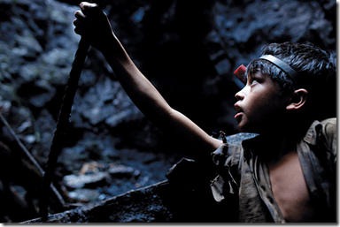 YOUNG MINERS IN INDIA