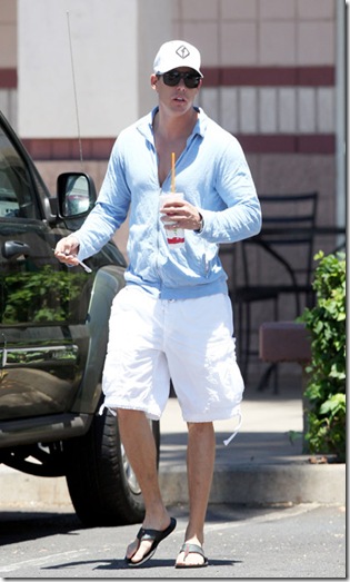 44629_ MAUI_ HAWAII _ Wednesday September 8 2010. Paris Hilton stops in Maui to buy a refreshing Jamba Juice smoothie before heading to the airport to fly back to LA. The heiress_ who is facing jail time in Nevada if convicted of cocaine possession_ was with boyfriend Cy Waits at the drink stop. She came outside and sat at a table to catch up on some local news_ before sashaying back to her car. Photograph_ PacificCoastNews.comÂ __FEE MUST BE AGREED PRIOR TO USAGE__ __E_TABLET_IPAD _ MOBILE PHONE APP PUBLISHING REQUIRES ADDITIONAL FEES__ UK OFFICE__44 131 557 7760_7761 US OFFICE_1 310 261 9676