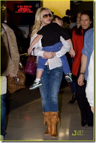 britney-spears-louisiana-to-los-angeles-02