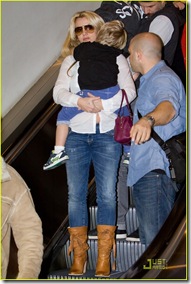 britney-spears-louisiana-to-los-angeles-06