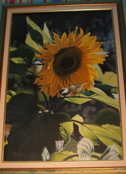 Highly detailed original oil painting of sunflowers with luminescent leavessigned & dated within a gilded wooden frame, size 2 x 3You have to see it to appreciate how nicely it is painted--it is not like the mass produced supposed art you see at the big Box Stores or Swap Meet this is beautifully done artwork. LOWERED PRICE TO SELL AT...$295.  OBOCash only.  Location: Waialae-Kahalaits NOT ok to contact this poster with services or other commercial interests		