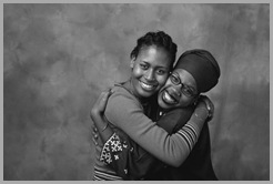 women hugging2