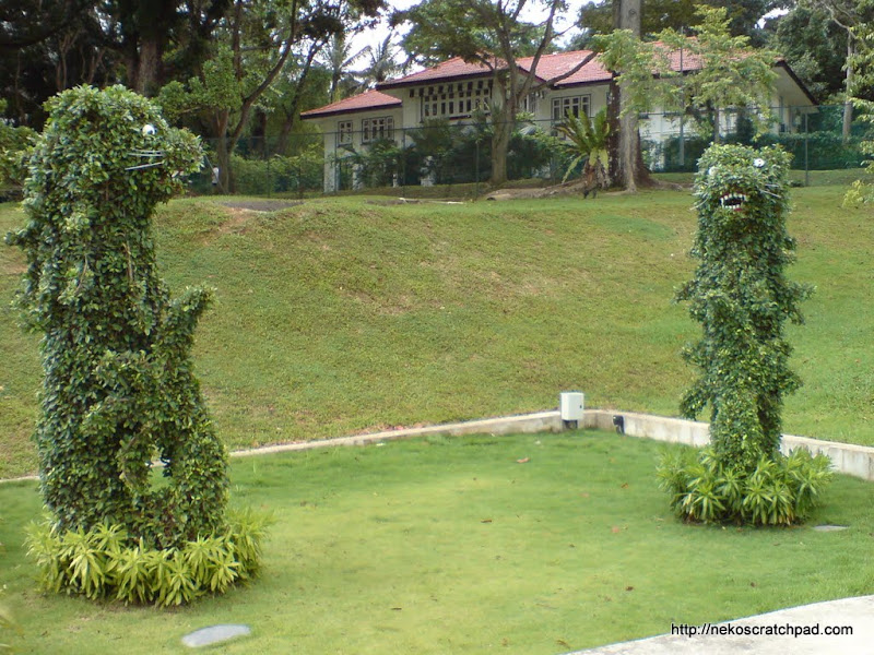Merlion Topiary