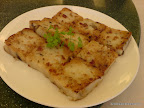 Pan-fried Carrot Cake with Waxed Meat (香煎腊味萝卜糕)
