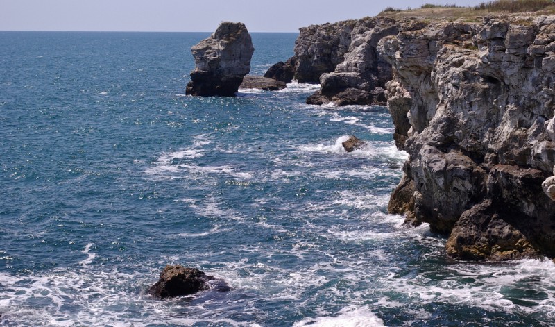 black1 How the World’s Most Beautiful Seas got Their Names  