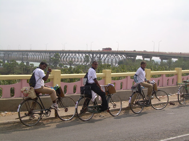 Other side of Rajahmundry Gadavari bridge.. 3 KM bridge to cross to reach Rajahmundry