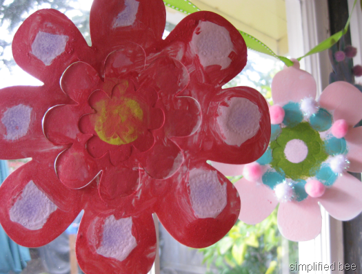 [paper flower garland hand painted[5].png]