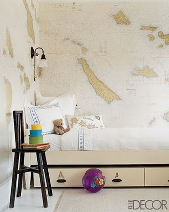 [kids bedroom with map wallpaper elle decor[3].png]