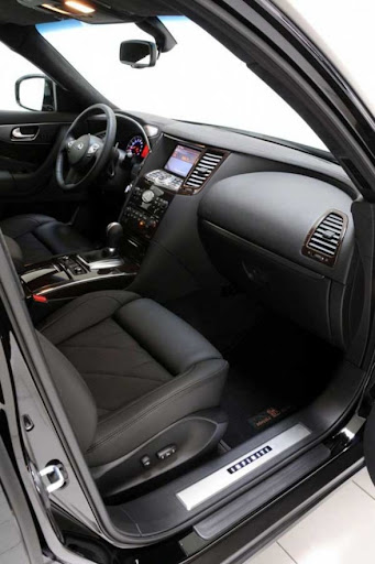 infiniti brown interior