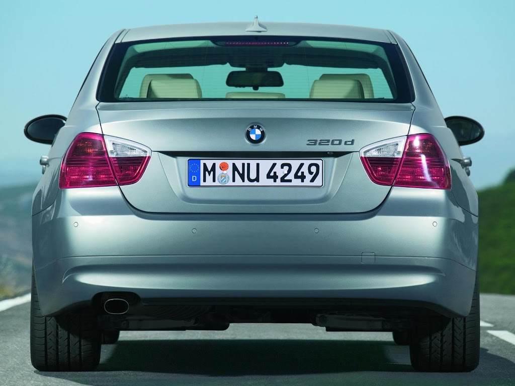 BMW e90 320d 02