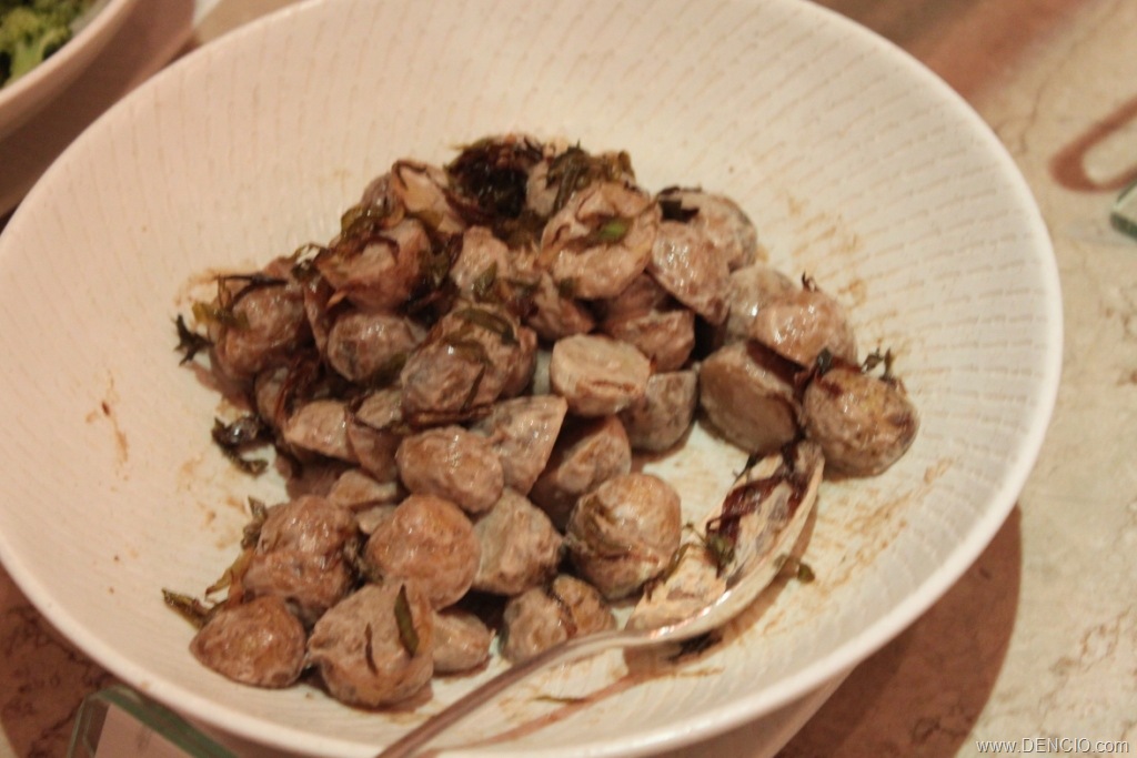 [EscoltaBuffet532.jpg]