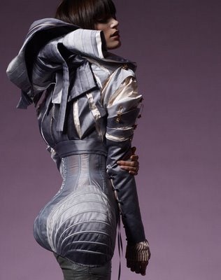 [Scherer Gonzalez - Space Fashion 2008[5].jpg]
