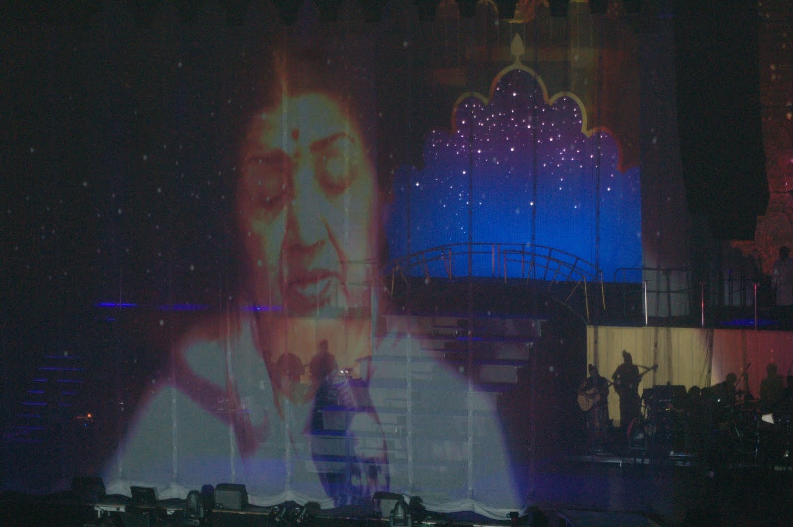 [20100613 Jai Ho A R Rahman Performance at Patriot Center VA 183[3].jpg]