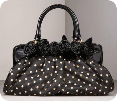 valentino_polka_dot_clutch