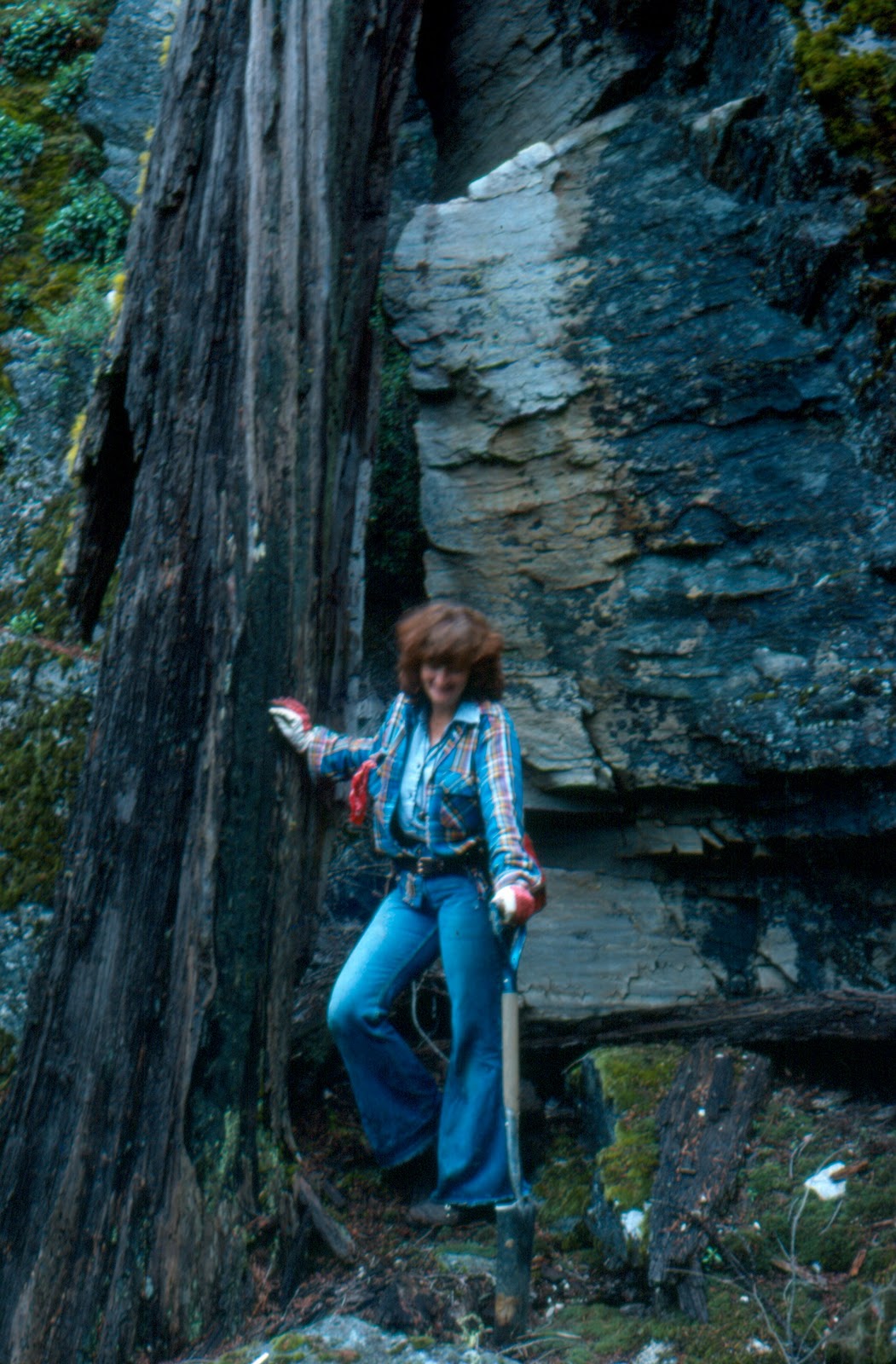 [Sue-1981-05[12].jpg]