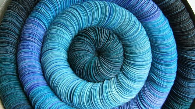 [9.Large blue paper circle brooch(section)[6].jpg]