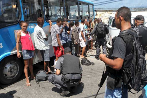 Fotos da guerra no RJ