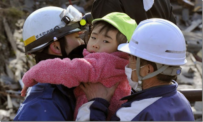 Japan-earthquake-child-re-007