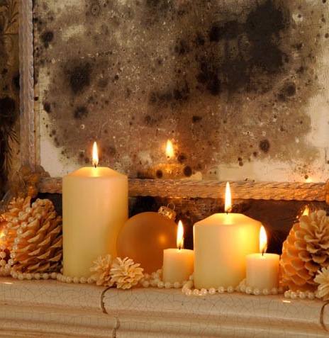 [holiday-mantle-baubles[3].jpg]