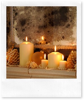 holiday-mantle-baubles