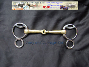 French Jointed Mouth Two Slot&nbsp;Carriage Driving Bit&nbsp; D&nbsp;22 