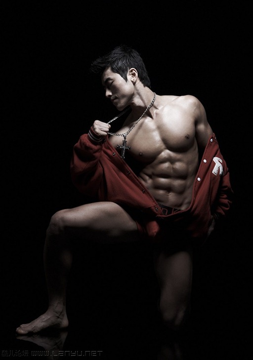 Asian-Males-High-Quality-High-Muscular-Guy-11