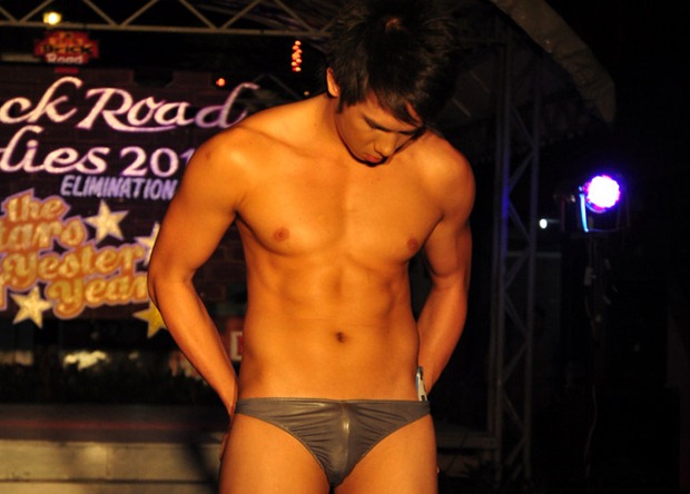 asian-males-MR. Sexy Body 2011-32