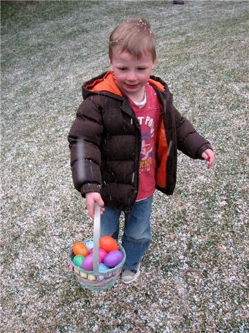 [Egghunt5[3].jpg]