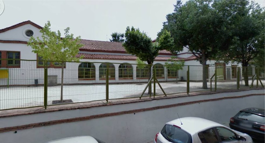 Pati dels grans des del c/ Molí (google maps)