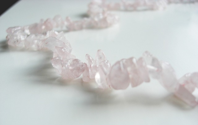 [pink necklace[3].jpg]