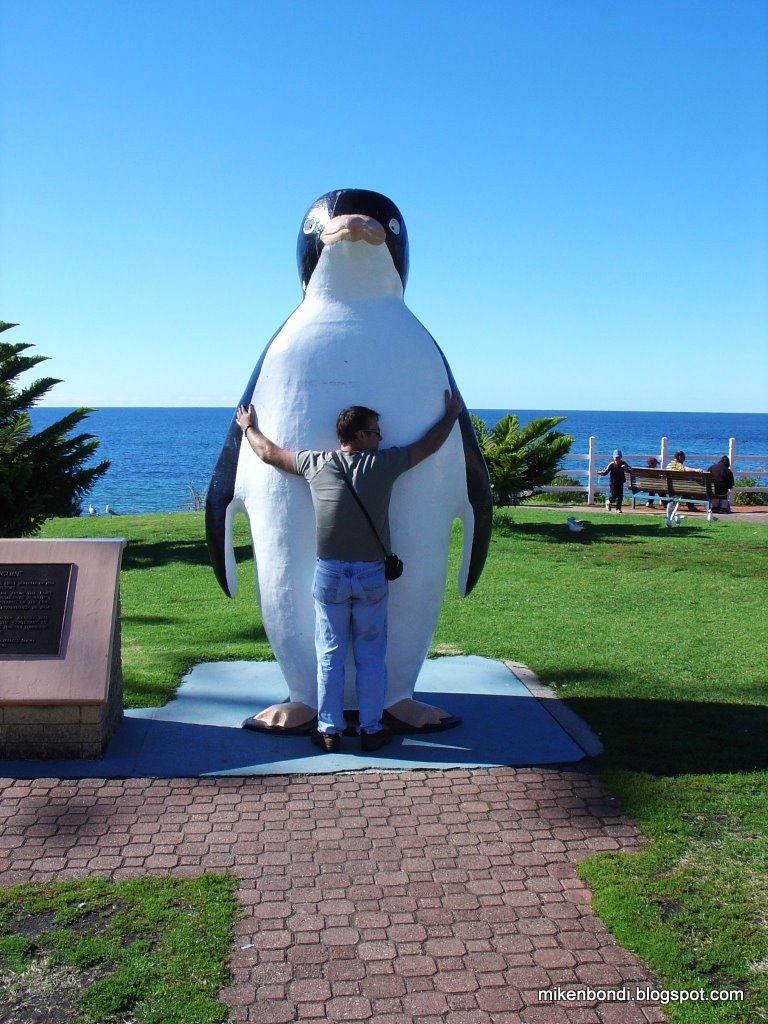 [20040419 01 Penguin - Big Penguin[7].jpg]