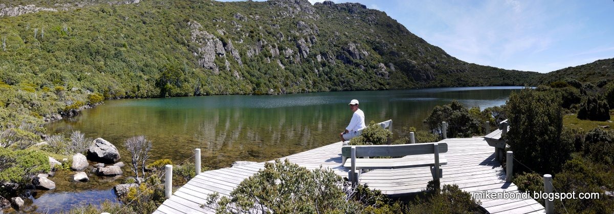 [P1000467-471 Lake Esperance stitch[3].jpg]