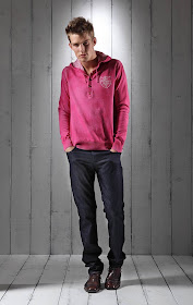 El Lookbook de Love Moschino Men Primavera-Verano 2011 - YoMetroSexual.com.ar