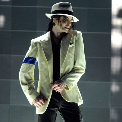 [0629_mj_rehearsal_0000_Layer_4_full[5].jpg]