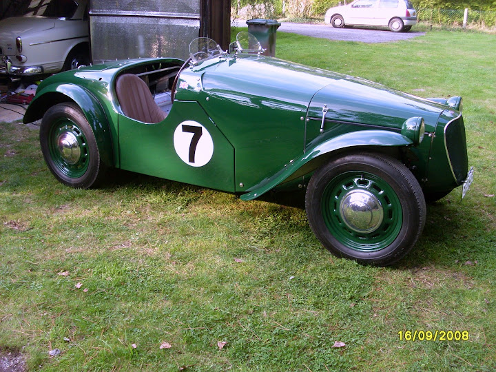 [Image: SL380897.JPG]