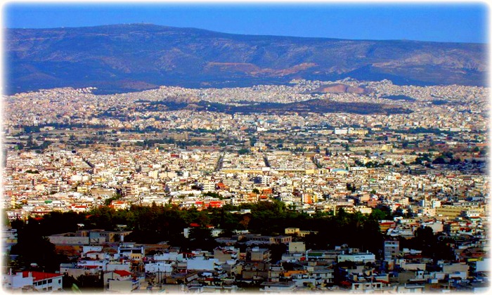 Αθήνα-Η Αθήνα είναι η πρωτεύουσα Ελλάδας. Βρίσκεται στη Στερεά (Κεντρική) Ελλάδα . Πήρε το όνομά της από την θεά Αθηνά που ήταν και η προστάτιδά της.