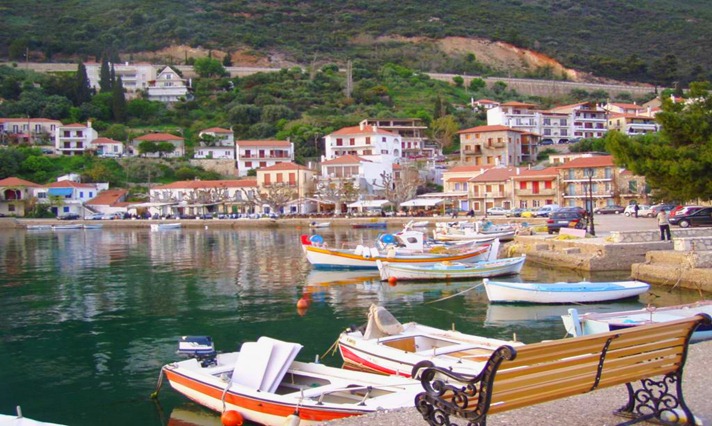  Δυτική Ελλάδα - Αιτωλοακαρνανία - Δήμος Ναυπάκτου Απόγευμα στο Μοναστηράκι