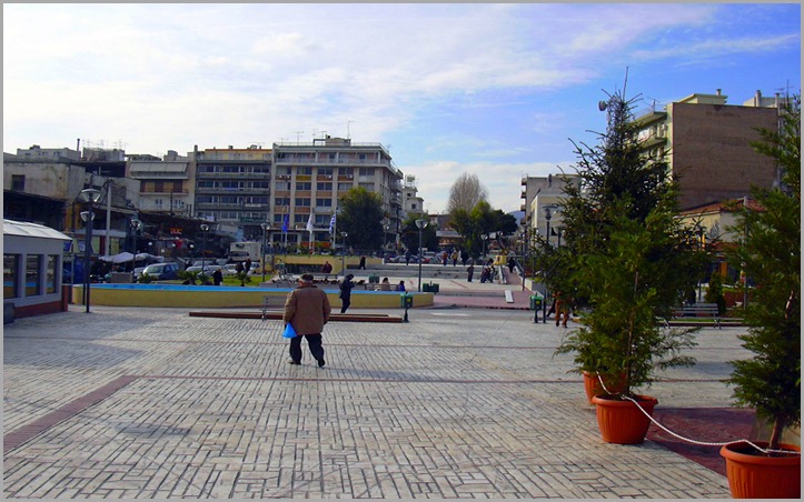 Η Κεντρική πλατεία αγοράς Χαλκίδα -- The central market square Chalkis