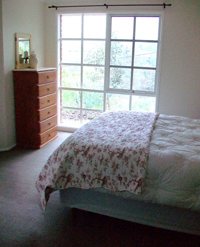 [2009 Bedroom (9)[16].jpg]
