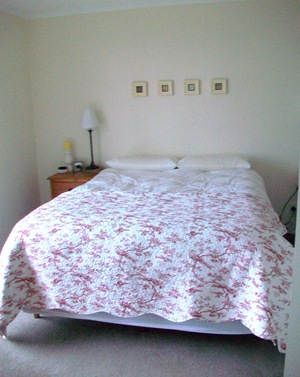 2009 Bedroom (12)